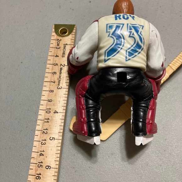 NHL ACTION FIGURE Patrick Roy ~ Home Decor Office Game Room Man Cave Sports Bar - Picture 9 of 9